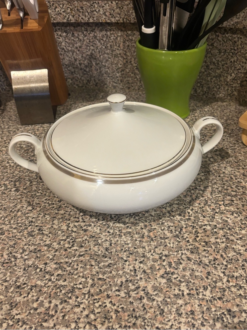 Vintage St. Regis Fine China #102 Round Covered Vegetable Serving Dish Japan